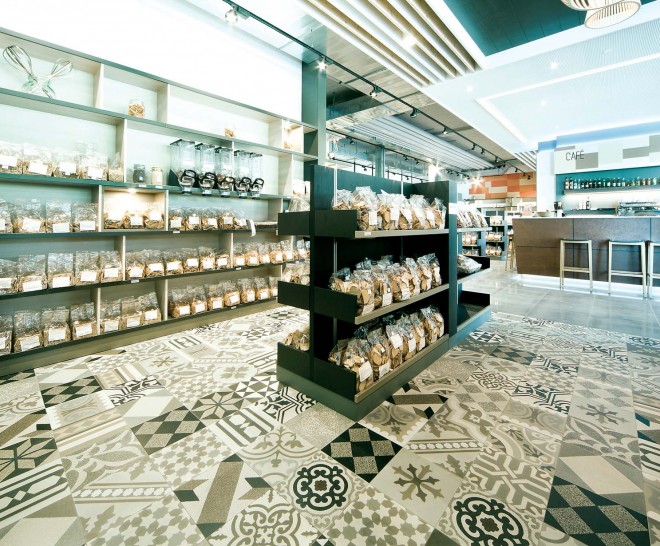 Hydraulic Patchwork Natural 30X30